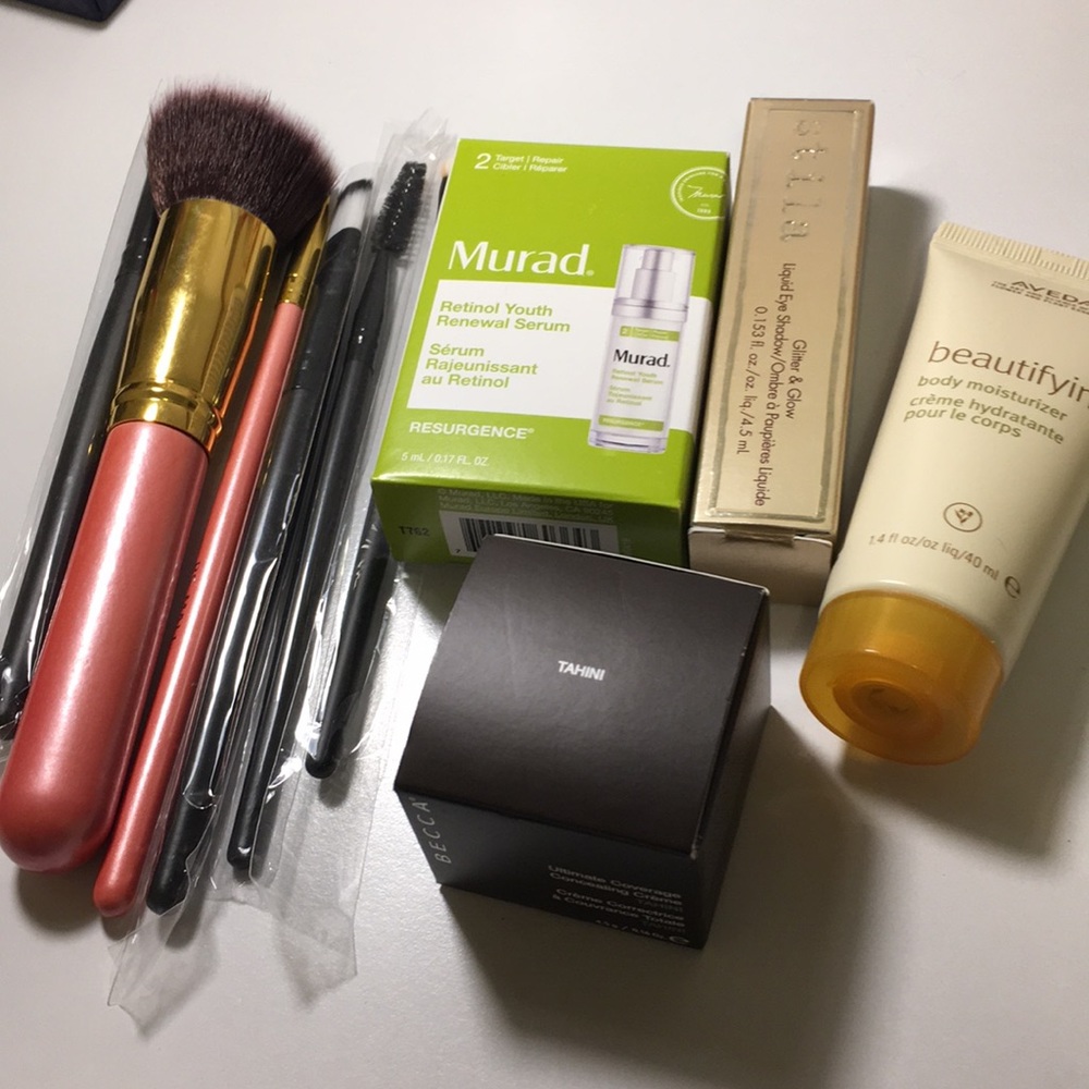 Makeup bundle